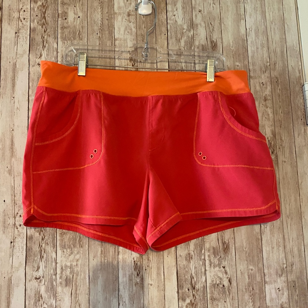 Prana Active shorts women's size XL pink / orange workout short pockets